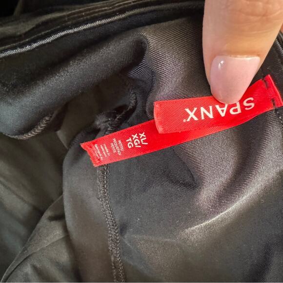 NEW SPANX black latex leggings size XL Petite - Picture 6 of 9